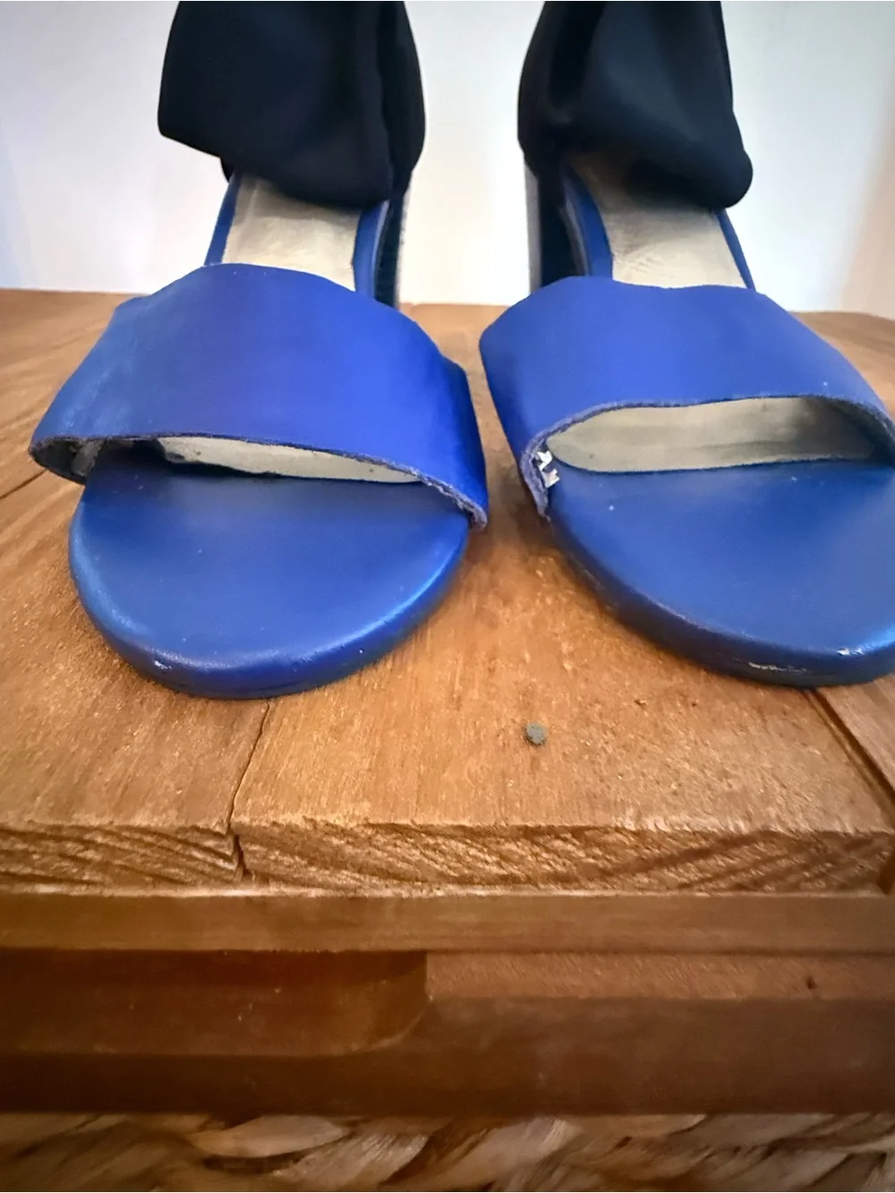Seychelles & Corey Lynn Calter Black & Blue Heels. Size 7.